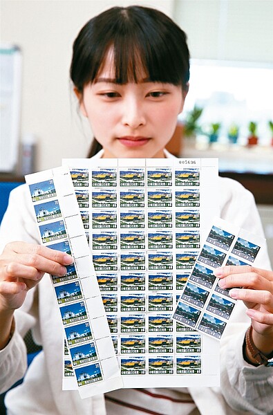 行政院會今通過「印花稅法」的廢止案,已邁入第85個年頭的印花稅將走入歷史。 記者胡經周/攝影