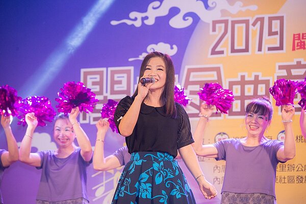 「2019閩南金曲音樂會」今日在中壢大崙崇德宮舉行。圖／新聞處提供