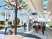 淡海輕軌登月打卡　延至月底