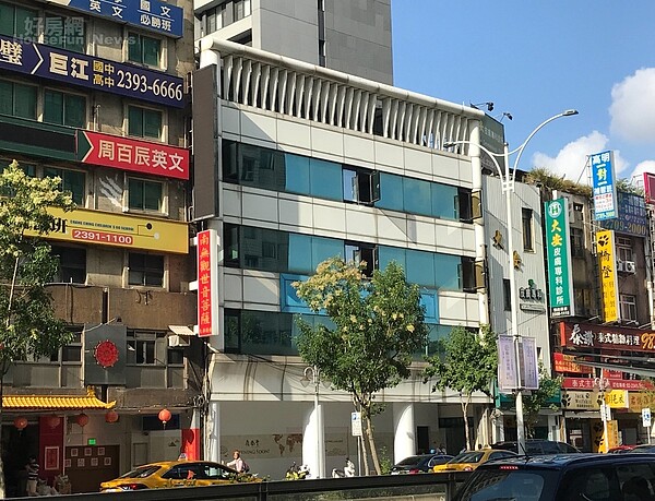 鼎泰豐證實,在永康商圈租下一棟白色四層樓建築,房地產人士估計,整棟月租上看150萬元。好房網News記者李彥穎攝