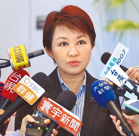 台中市長盧秀燕強調對台中人太不公平，絕對不能接受。 圖／記者盧金足攝影