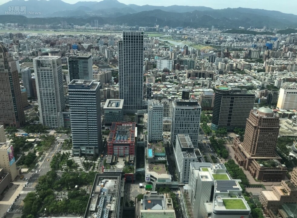 外資商仲高力國際1日公布今年第三季辦公室市場行情報告,台北市信義區的商辦租金年漲幅超過5%。好房網News記者李彥穎攝