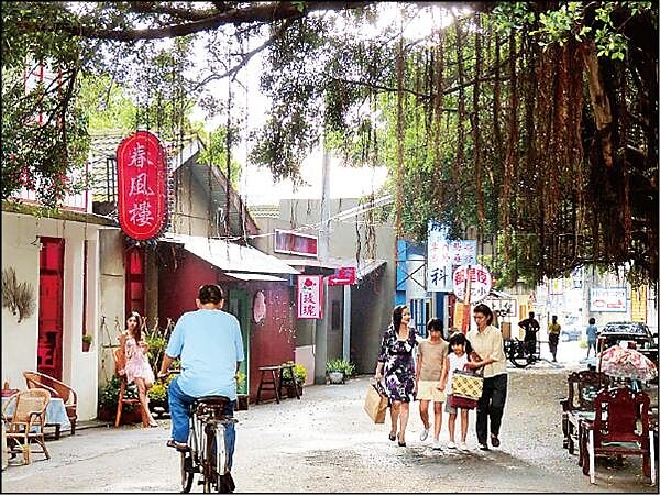 客家電視台《在河左岸》曾打造三重豆乾厝棚景。圖/好房網新聞資料庫