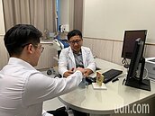 台灣人壓力全球第二！調查：女愛購物　男工作效率變差