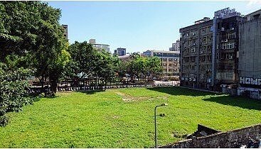 國產署今年以來最受矚目的設定地上權案件捷運松江南京站二號、三號出口基地,正式公告招標。圖/國產署提供