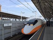 國慶訂票太滿！高鐵今明各加開一班全自由座南下列車