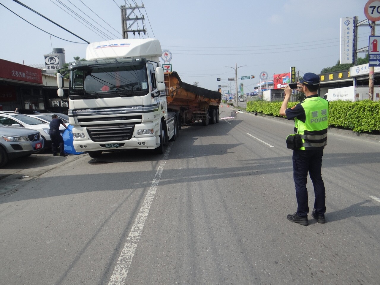 雲158線兩女騎士慘死砂石車輪下。圖／記者蔡維斌攝影