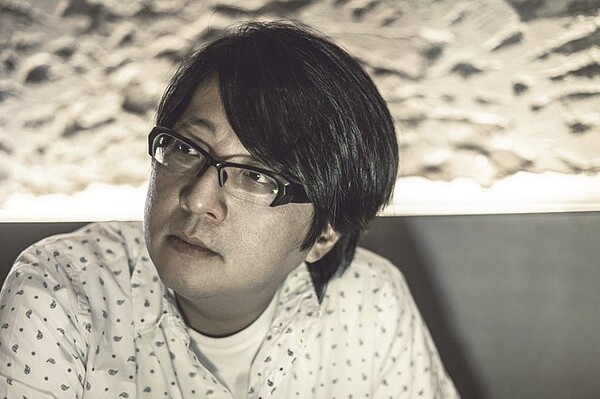 袁惟仁癱近一年,被民眾目擊復健已成皮包骨。圖/摘自臉書