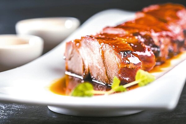 晶華軒招牌蜜汁叉燒。 圖/台北晶華提供