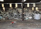 環保蟑螂搞鬼　農地、工廠淪為廢棄物棄置場