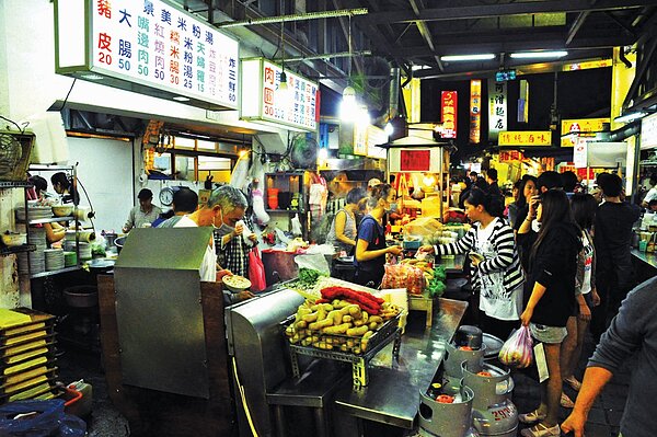 達人帶路／景美夜市　繁華熱鬧中的住宅區(圖／文山樂生活)