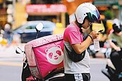 foodpanda堅稱　外送員是承攬關係！職安署將嚴查