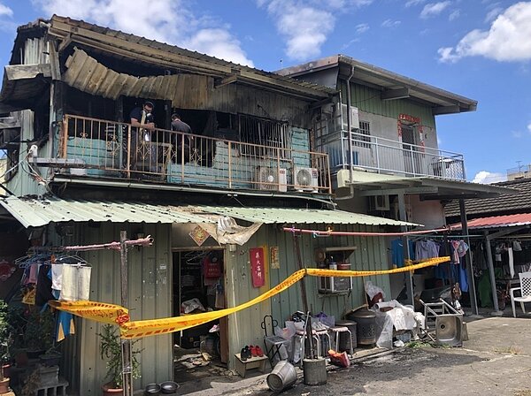 嘉義市一處民宅二樓昨天上午傳出火警,兩名女童喪生。 記者李承穎/攝影