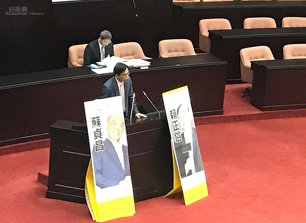 時代力量立委黃國昌認為,民進黨團版本的平均地權條例修正案,太過於向建商靠攏。好房網News記者李彥穎攝