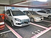 無證占用婦幼車格　桃市突檢開罰