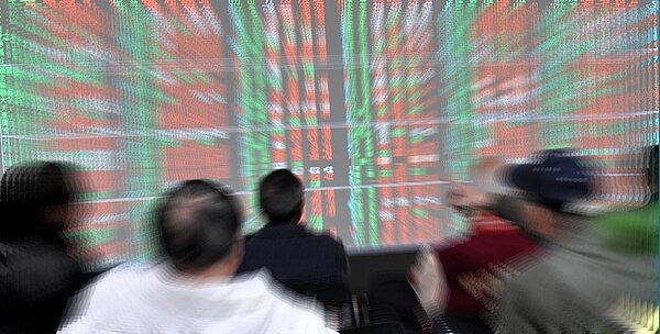 六大壽險 今年笑納近千億股息