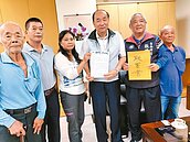 堆肥中心有意進駐白河　地方抗議拉布條抗爭