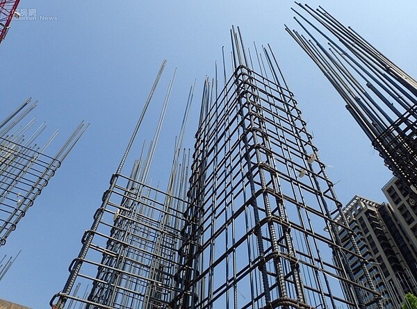 結構技師、台灣建築安全履歷協會理事長戴雲發表示,一棟安全耐震的好宅,房屋結構系統規劃應該是「規則且對稱」。照片戴雲發提供