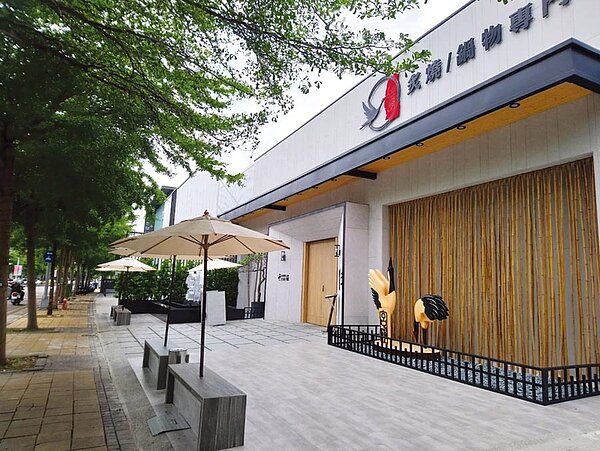 隨著大型餐廳爭相進駐新公益路商圈,帶動周邊租金行情節節上漲。圖/曾麗芳