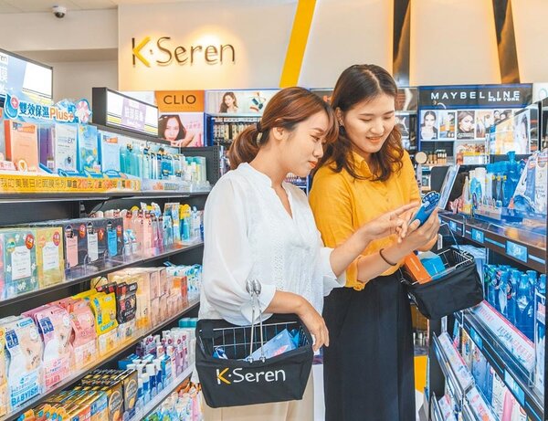 7-ELEVEN X K‧Seren美妝複合店首度前進南台灣拓點，分別落腳台南、高雄，目前全台共5間。圖／業者提供