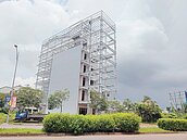 超誇張違建　透天厝鋼構增1倍