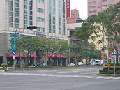 美術館地標售　衝高市天價