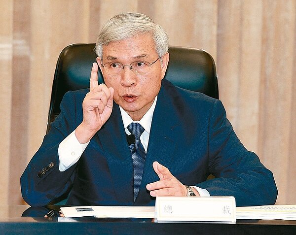 中央銀行總裁楊金龍昨天呼籲企業為員工合理加薪。 圖/聯合報系資料照片