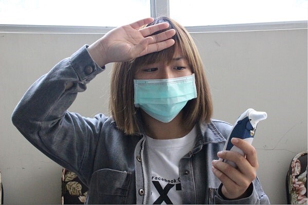 發燒。(圖/衛生福利部臺中醫院)