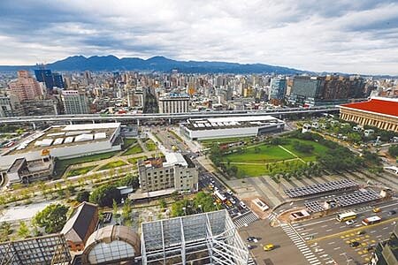 雙子星開發案遭投審會駁回,南海控股22日大動作捍衛權益。圖/本報資料照片