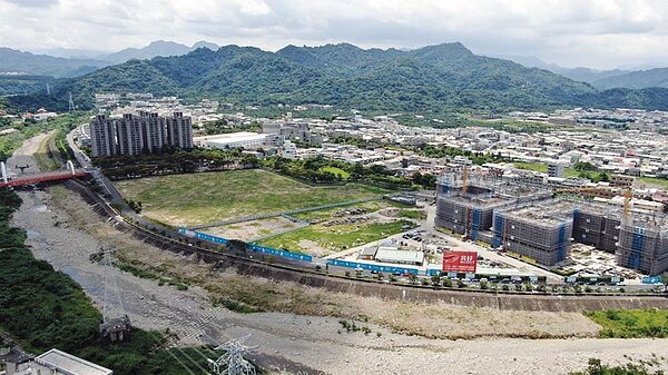 台北雙子星聯合開發案恐六度流標,完工遙遙無期。圖/資料照片