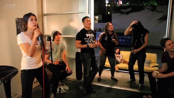 Podshare共居空間打造社區感,時常舉辦活動同樂,凝聚租客情感。圖/翻攝podshare Youtube