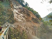 北橫大山崩　驚悚如災難電影