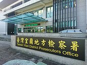 退休警重回轄區賣「茶」　仲介陸女賣淫