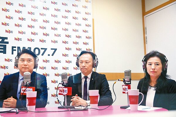 華航昨天罕見派出管理階層大談「你所不知道的總統專機」,卻意外引發提油救火爭議。 記者蘇健忠/攝影