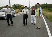 荷蘭村聯外道路狹窄　南市議員要求拓寬改善