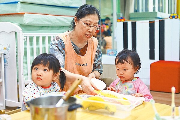 台北市政府獨家推出2至3歲育兒補助方案,預估有7000名幼兒受惠。(本報資料照片)