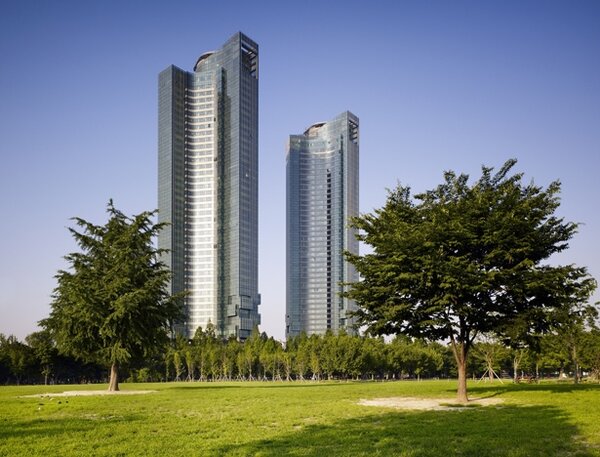 Galleria Foret去年以50億韓圜(約台幣1.4億)全租租金創下韓國最高房租紀錄。(翻攝自towerpmc)