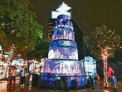 北市瘋耶誕！滿城燈海美翻　東區商圈、自來水園區賞燈樂
