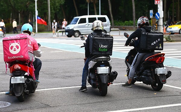 台北市首度統計外送員車禍，一個半月發生183件，圖與本新聞無關。 圖／聯合報系資料照片