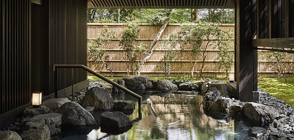 安縵京都水療中心提供遼闊的延伸空間。圖/取自安縵京都官網