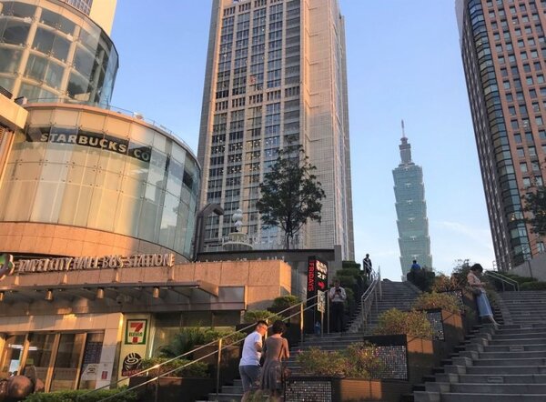 學者認為投資不應再迷信蛋黃區。記者游智文/攝影