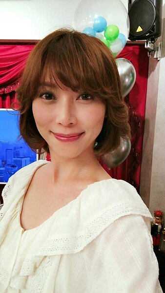 貴婦奈奈。圖/取自臉書