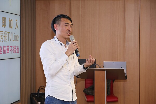 電通安吉斯集團安納特公司總經理王冠翔分享自己的馬拉松人生。好房網資料庫照片