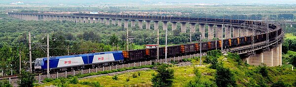 法案將影響兩家中國公司在美國的子公司,其中一家是中國國營的鐵路列車大廠中國中車公司(CRRC),該公司近來持續大力進軍美國市場。圖/取自CRRC官網