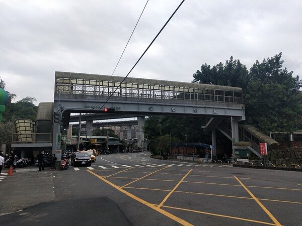 泰山黎明陸橋將於本月13日進行拆除。圖／新北市工務局提供
