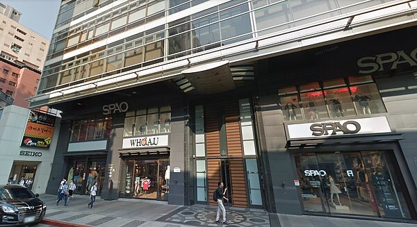 2016年衣戀集團旗下快時尚品牌SPAO、MIXXO、WHO.A.U進軍西門町商圈,在2019年6月撤出台灣市場。圖/截自google map