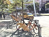 YouBike不給外國人借？交通局：即日起居留證號可註冊