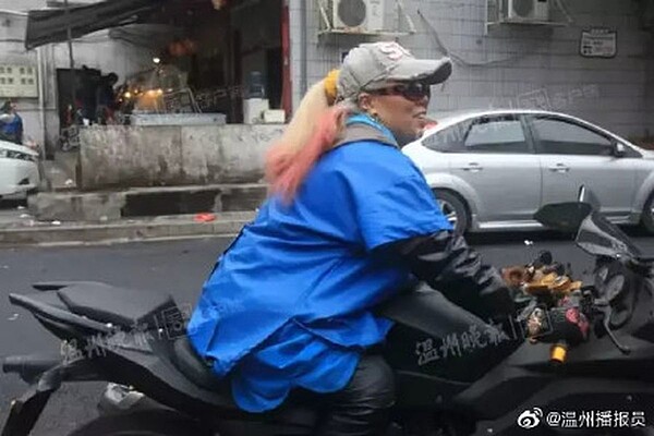 浙江溫州網紅「追風奶奶」因用高額利息吸引別人「投資」,已被移送至檢察機關起訴。 圖/取材自微博