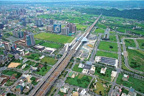 新竹高鐵站開發密度較高，特定區內可開發土地所剩不多，引起建商搶進。(圖／仲量聯行提供)