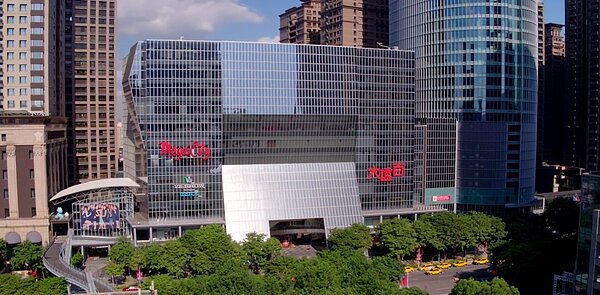 板橋大遠百。圖／截自Youtube《新北Beats》